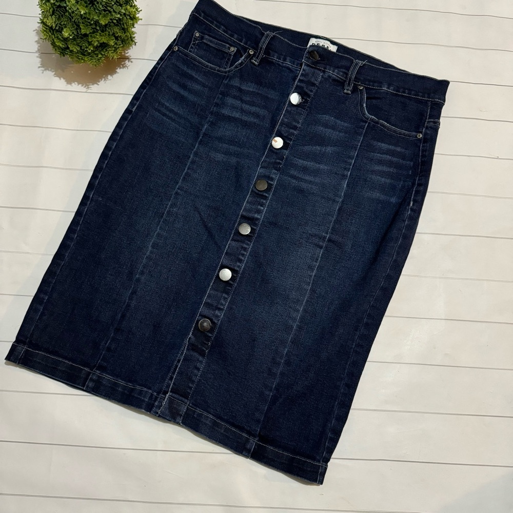 Rebel Dark Wash Denim Jean Long Modest Button Front Stretch Pencil Skirt Size 12